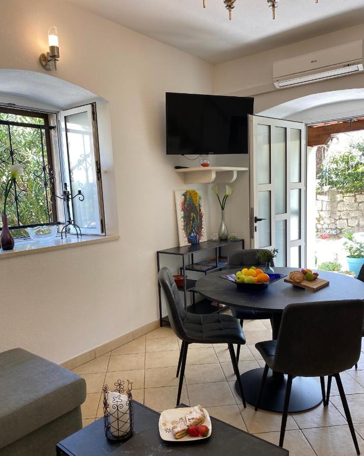 Mediterano Apartment - City Center Сплит Екстериор снимка